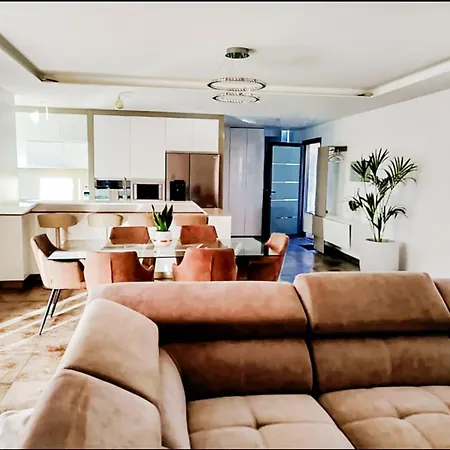 Grande Moderne Moyrazes