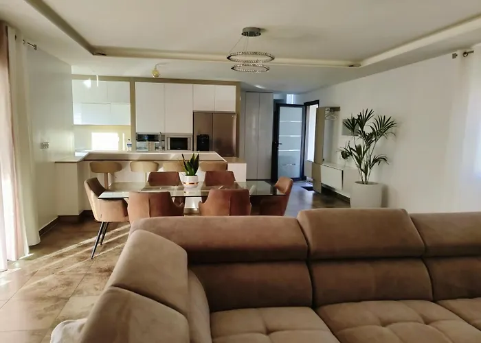 Grande Moderne Moyrazes