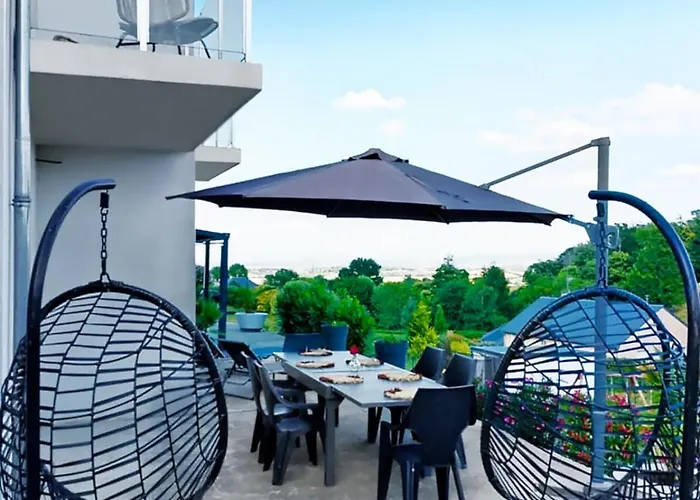 Grande Moderne Villa *